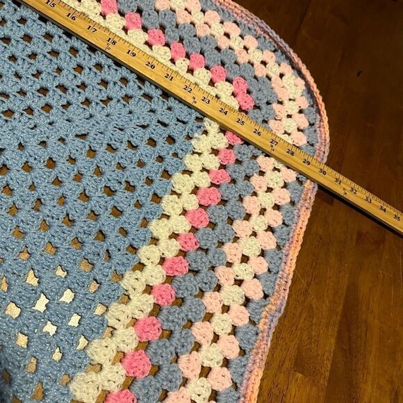 Vintage Handmade Baby Afghan Blanket Blue And Pink Square 30”x30” - Picture 6 of 7